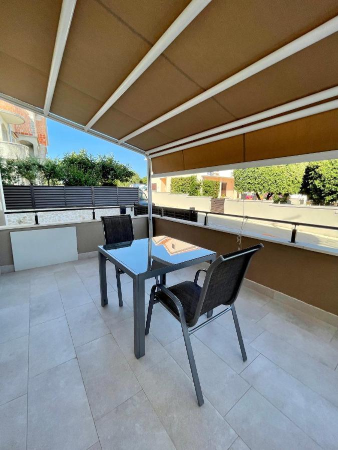 Apartments Prestige بيتريتْشاني المظهر الخارجي الصورة