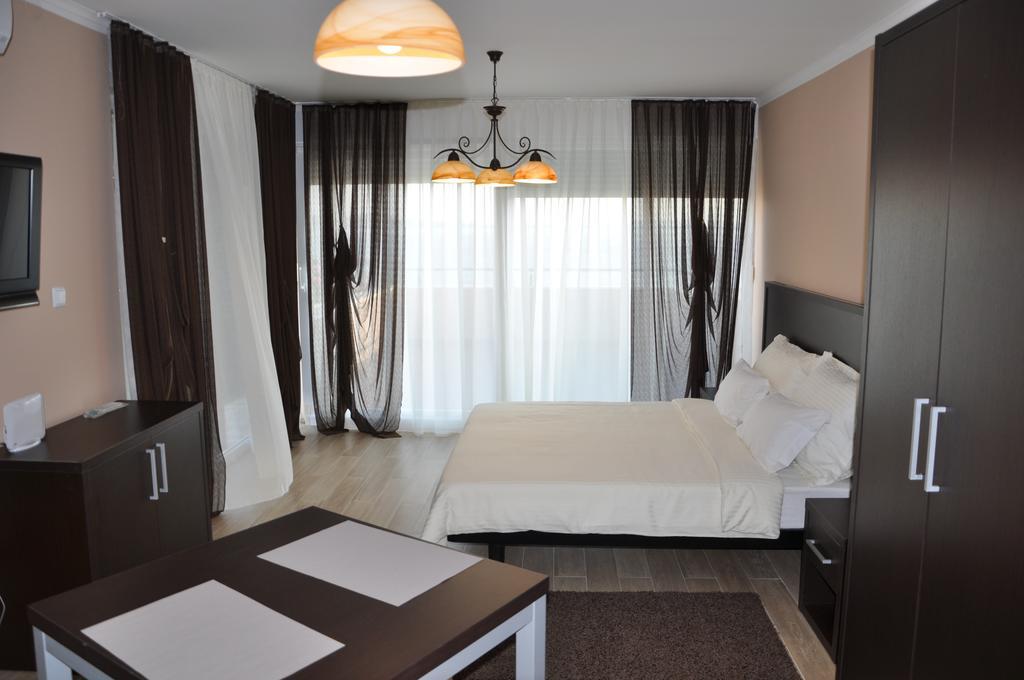Apartments Prestige بيتريتْشاني المظهر الخارجي الصورة
