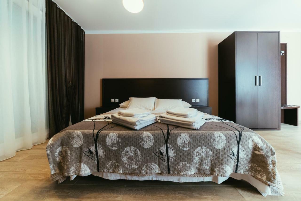 Apartments Prestige بيتريتْشاني المظهر الخارجي الصورة