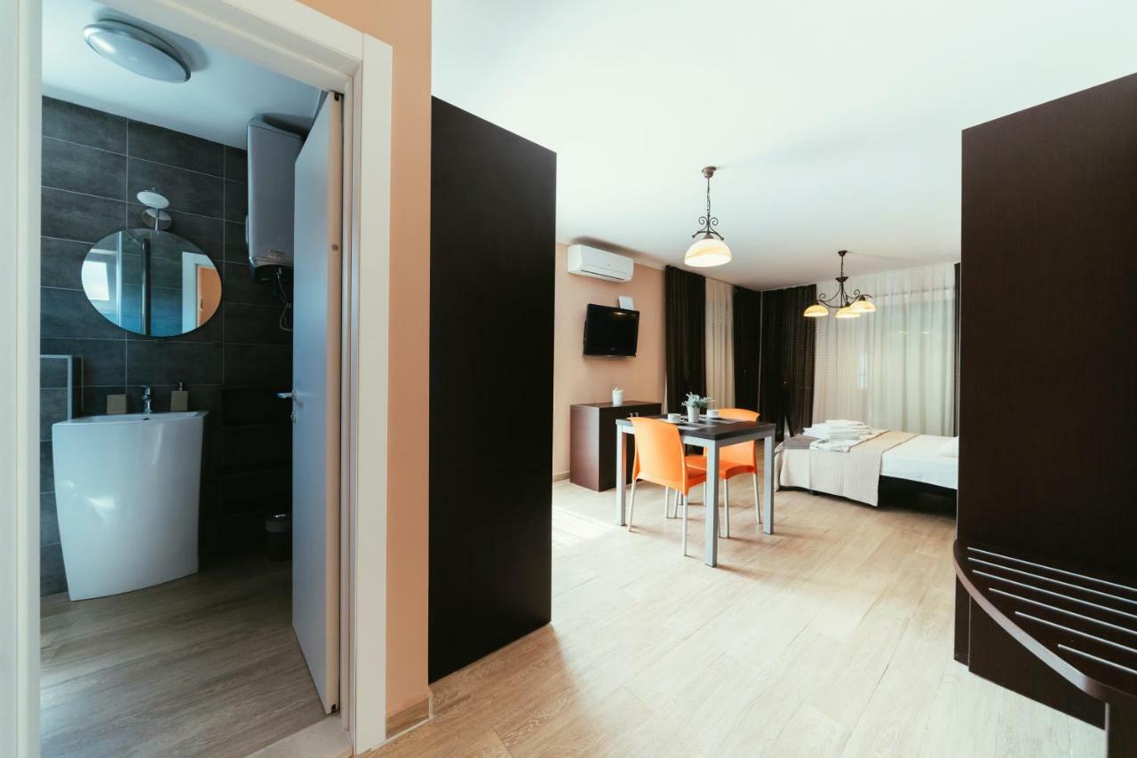 Apartments Prestige بيتريتْشاني المظهر الخارجي الصورة