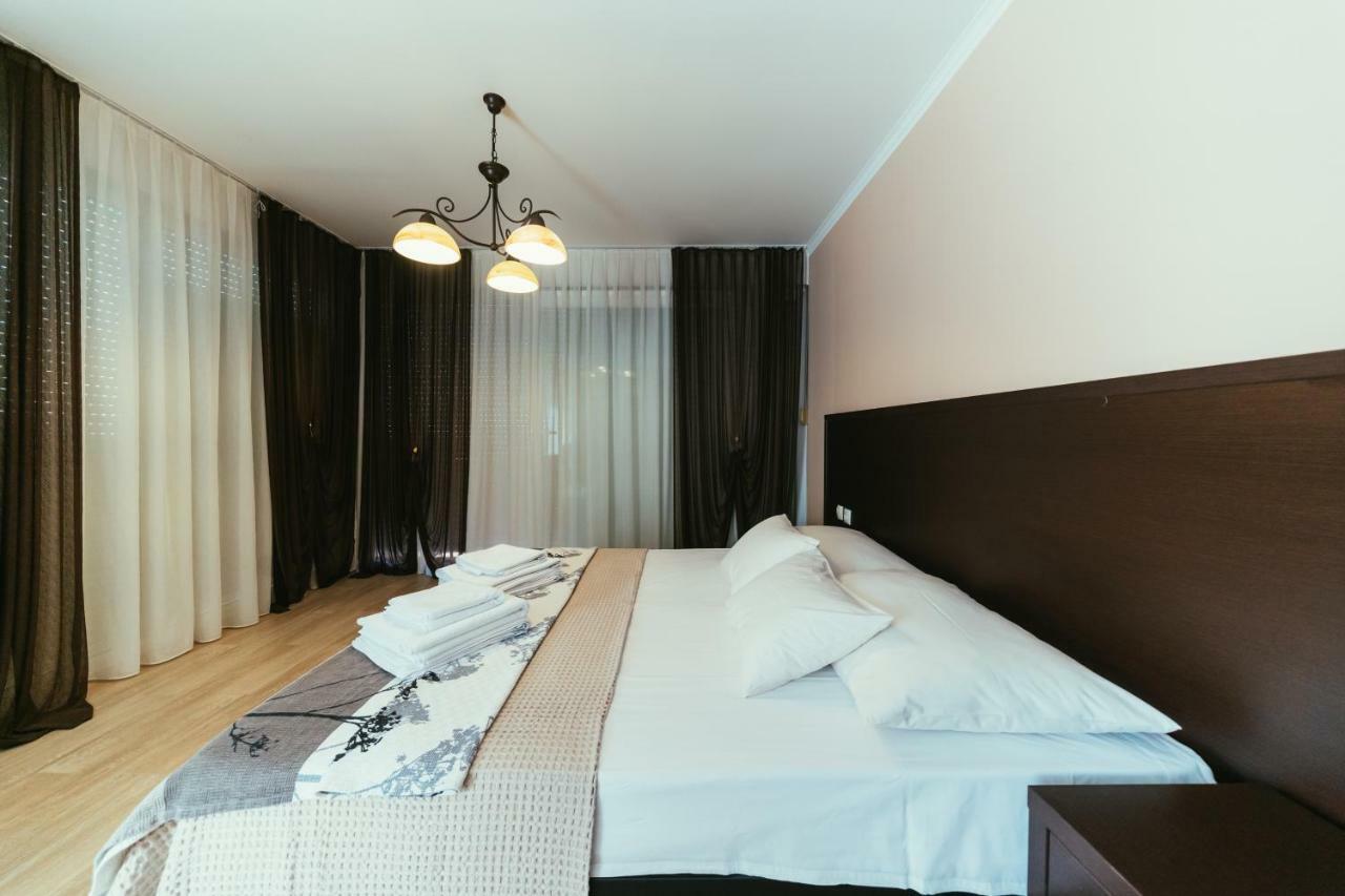 Apartments Prestige بيتريتْشاني المظهر الخارجي الصورة