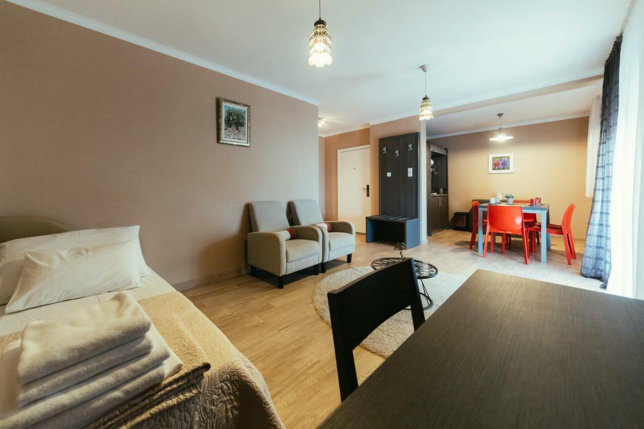 Apartments Prestige بيتريتْشاني المظهر الخارجي الصورة