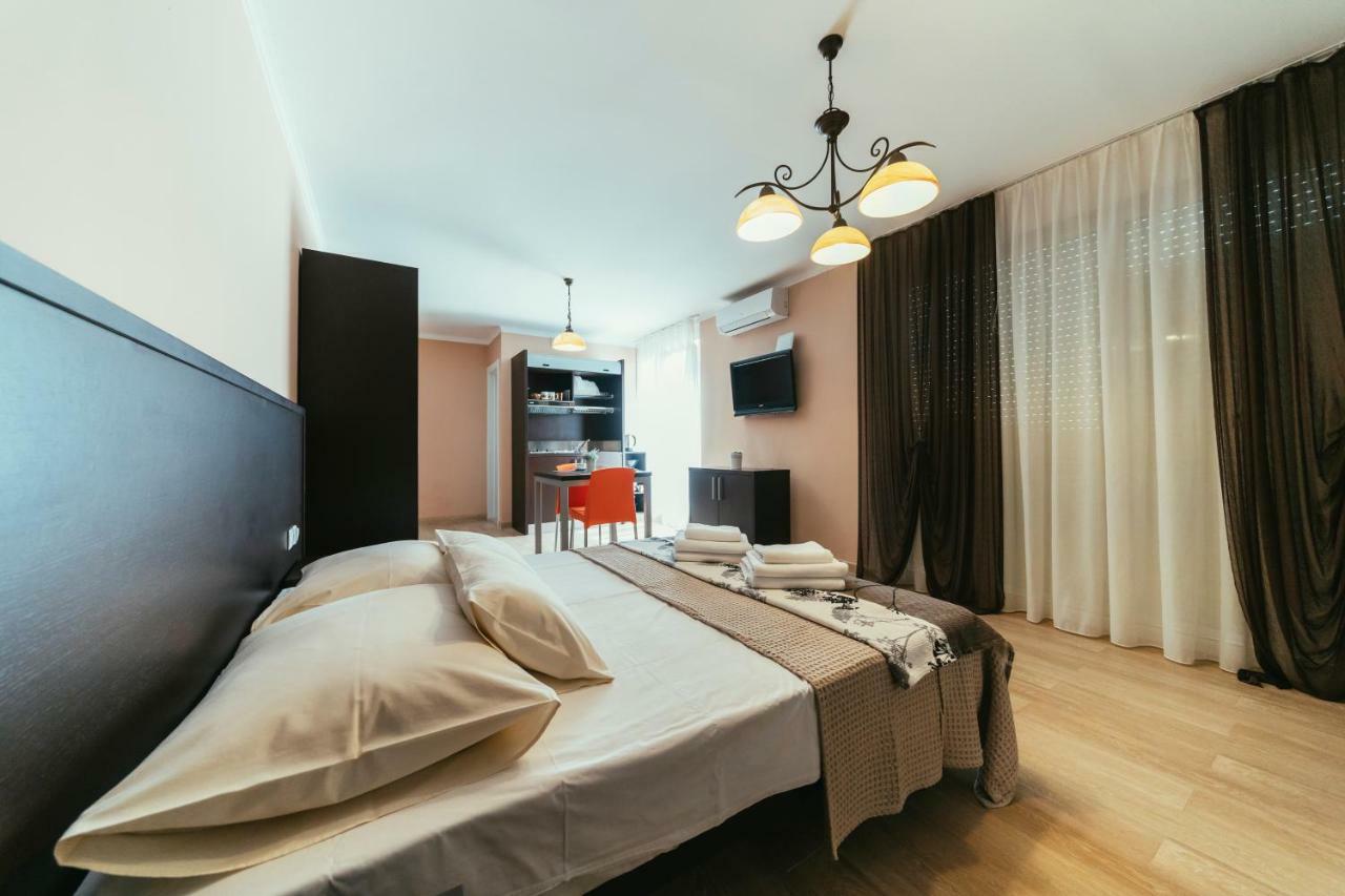 Apartments Prestige بيتريتْشاني المظهر الخارجي الصورة